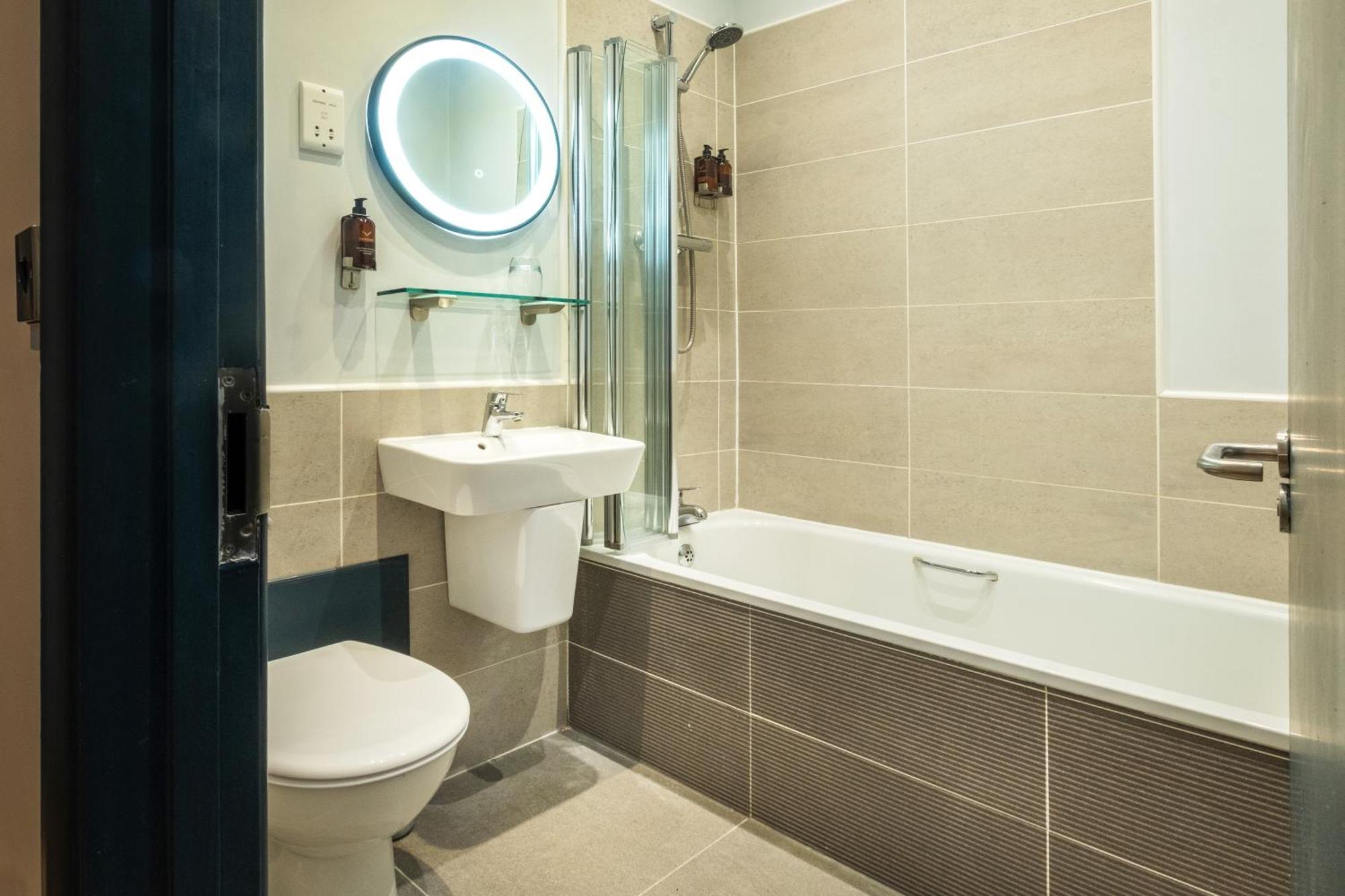The Coach House Suffolk Hotel Лоустофт Екстериор снимка